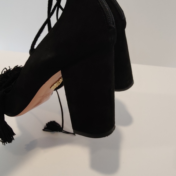 Aquazzura Black Suede Tassel Accents Pumps - Picture 10 of 12